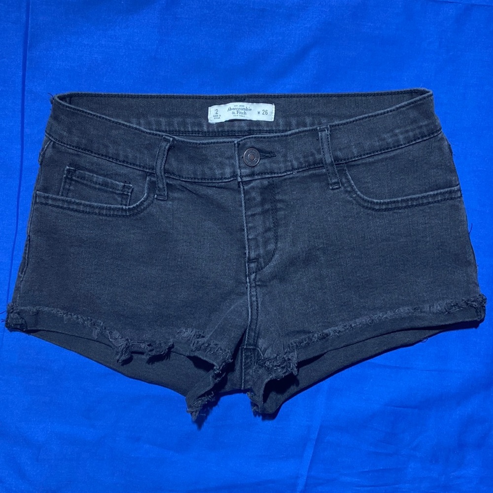Abercrombie & Fitch Black Fringed Low Rise Denim Shorts. Size. 2 W 26.